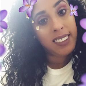 Meet your Posher, Idelisa